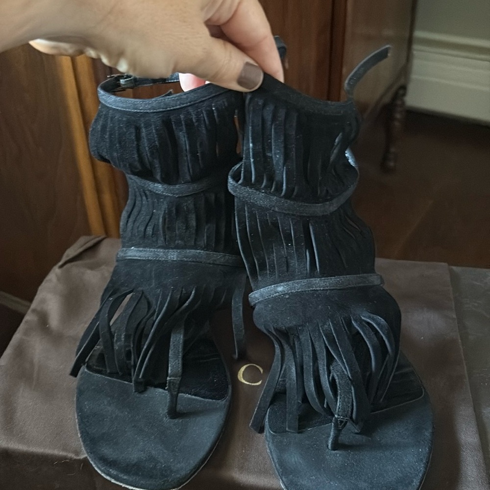 Gucci Becky fringe suade black sandal